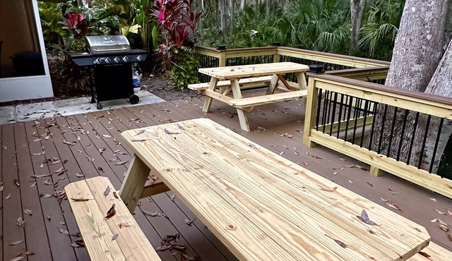 PRIVATE Salt Spring spacious home! Kayaks included!