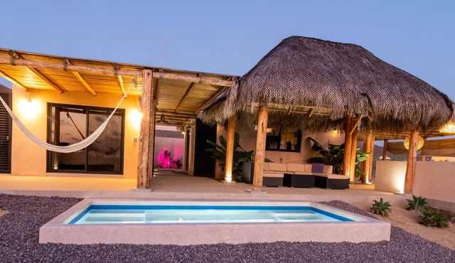 Private Villa Heated Pool Ocean Views Wal to Beach