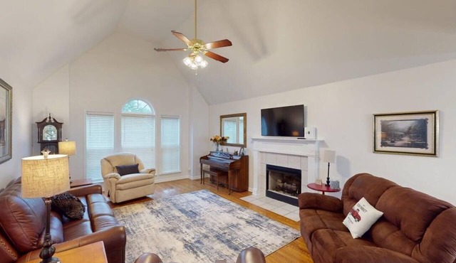 Relaxing Murfreesboro Getaway with All the Comforts of Home