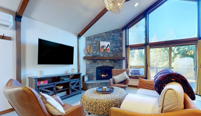 Restful rustic with scenic outdoor area, fireplace, & washer/dryer