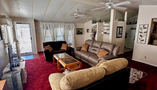Retro Charm Meets Home Comfort- 2BR/2BA Rivered Desert Retreat with Boat Parking