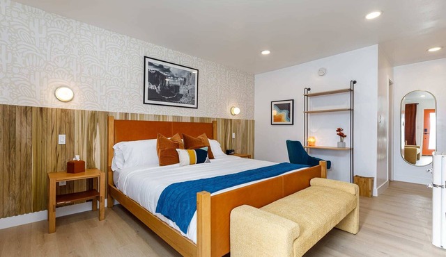 Retro Chic l Swim & stargaze at Quail Park Lodge