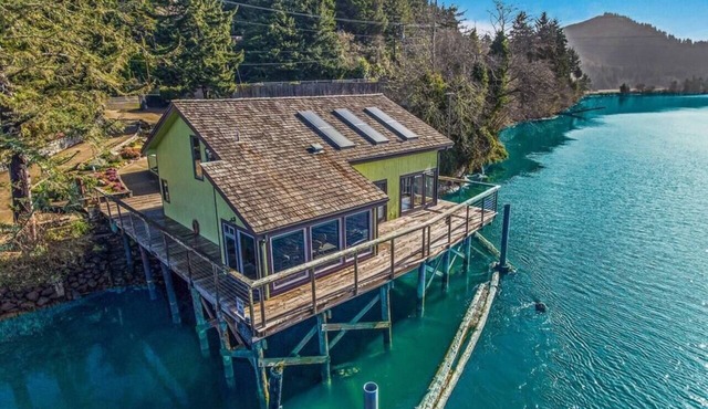 Riverside retreat with bay views