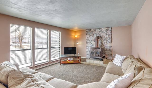 Roomy Cedar City Home: Fenced Yard, Pets Welcome!