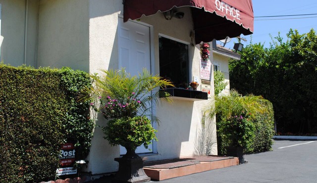 Rose Bowl Motel