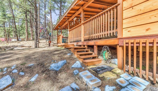 Ruidoso Cabin w/Hot Tub - 2 Mi to Grindstone Lake