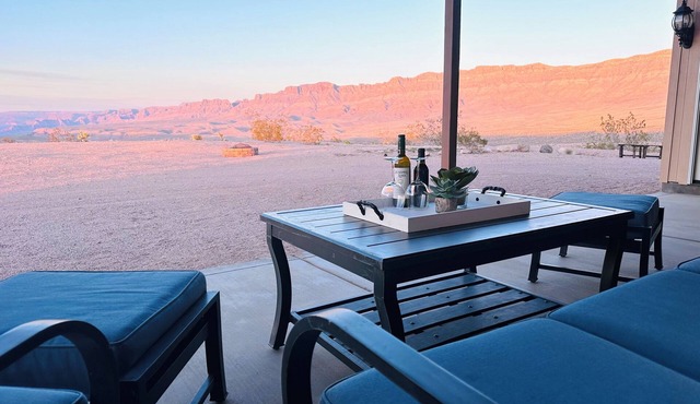 Scenic Desert Retreat Views, Stargazing & Near Grand Canyon West