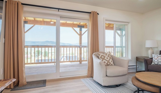 Scenic Ridge Retreat is a luxury suite in Philipsburg with incredible views of the surrounding mountains. It's the perfect spot for families and couples to unwind after enjoying all of your outdoor adventures.