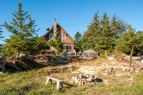 Schooner Creek Retreat