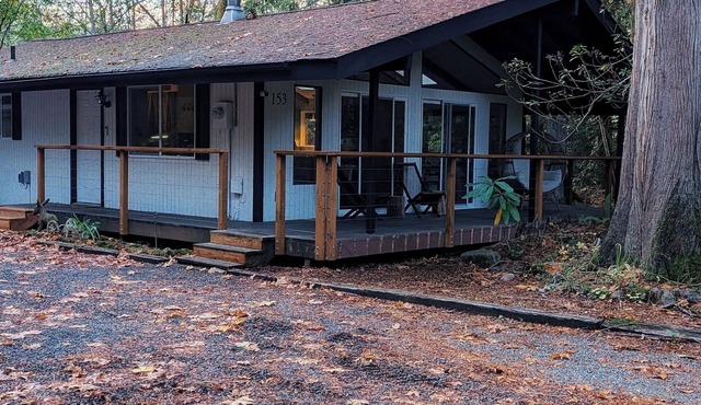 Secluded 2BR Forest Lake Retreat with Hot Tub