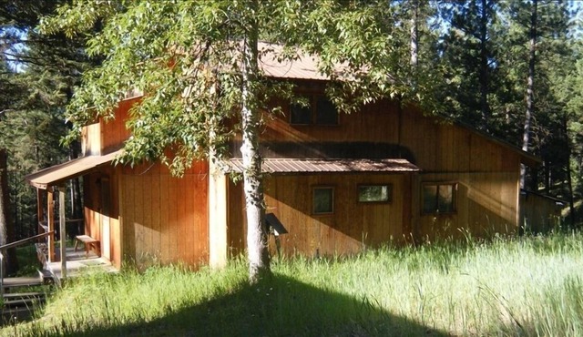 Seclusion and the great outdoors in this Bitterroot Haven
