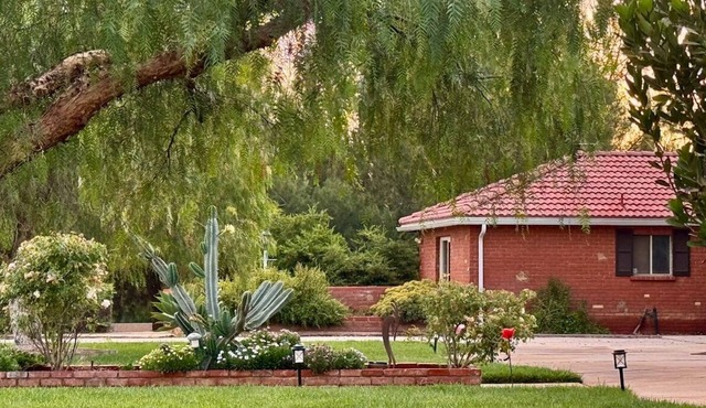 Serene Family-Friendly Horse Ranch Retreat: Large 2-BR Casita in Ramona