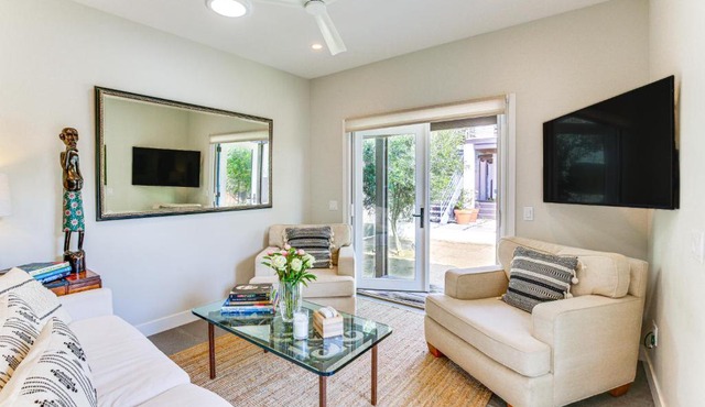 Serene San Diego Retreat w/Deck - Walk to Bay!