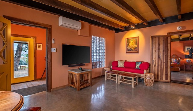 Serenity View — pet-friendly & outdoor tub