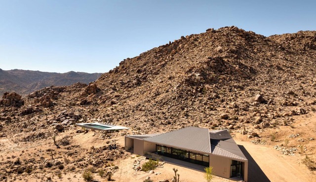 Shadow House - Pool, Spa, Views & Near Park