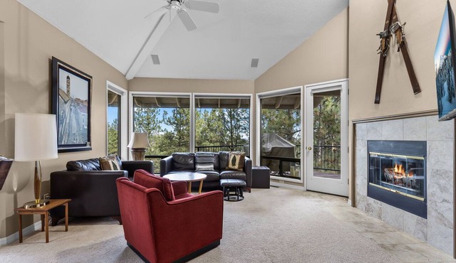 Soaring Trees, Sounds of the Deschutes River and Easterly Views