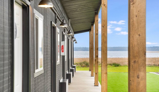 South Bay Inn