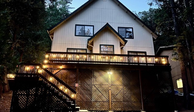 Spacious 3BR Mi Wuk Cabin | Deck, Grill & More
