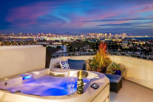 Spacious Beautiful Home with Stunning Bay Views