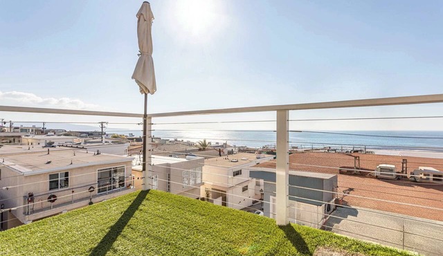 Spectacular Ocean & Pier View Home Near LA Stadiums & LAX