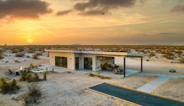 Starlit Dunes | spa, pool table, bocce, 360° views