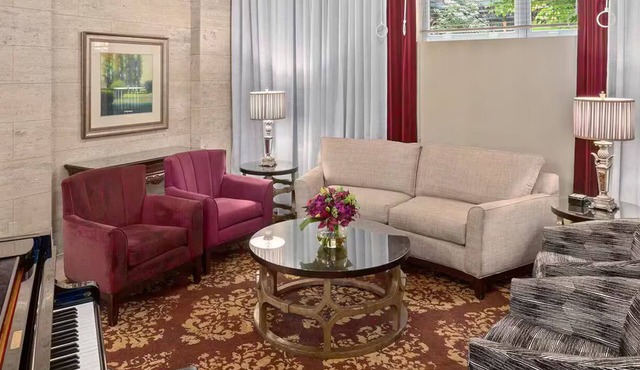 Studio Hotel at WorldMark The Camlin - World Cup Timeshare