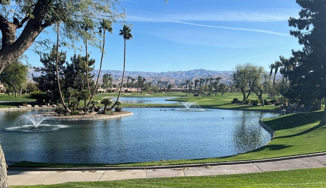 !STUNNING newly remodeled 2000 sqft, 4 bedroom 3 baths house!