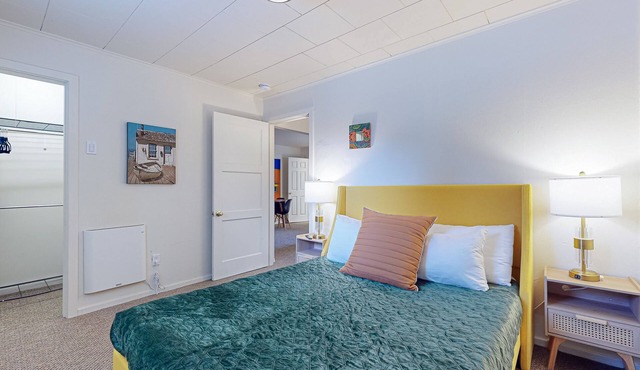 Stylish hotel suite just steps away from Downtown Port Townsend