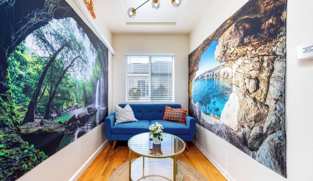 Stylish Peacock-Inspired 3BR Home