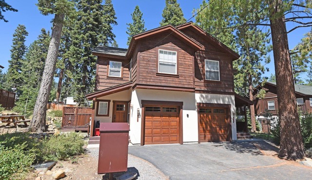 Sunny Woods Acres | Near Golf & Adventure Park