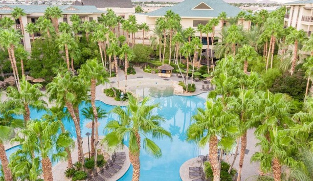 Tahiti Village Moorea 1br suite Thursday check-in