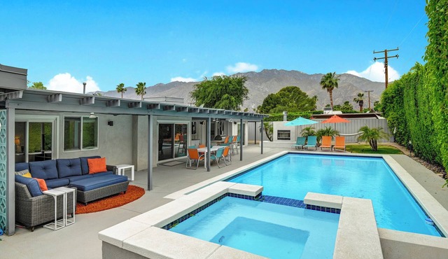 Teal and Tangerine Retreat, Movie Colony East, Hot Tub, Pool, Dog Ok