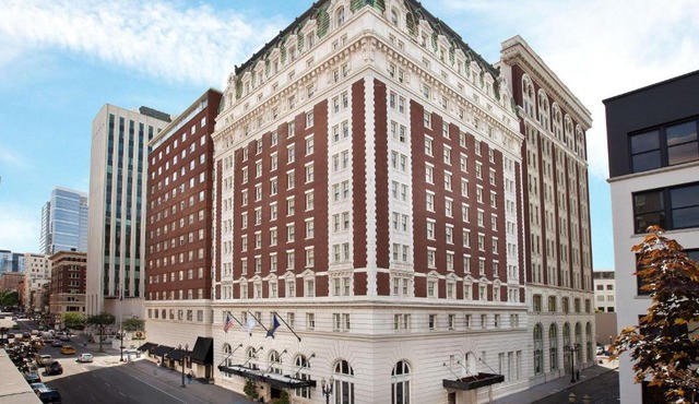 The Benson Portland, Curio Collection by Hilton