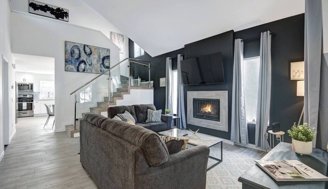 The BEST Executive home in Palm Desert!4 Bedrooms