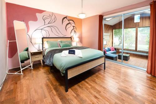 The Botanica Room at The Mod Pod
