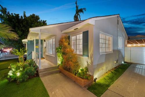 The Mosaic by Coastline Vacation Rentals