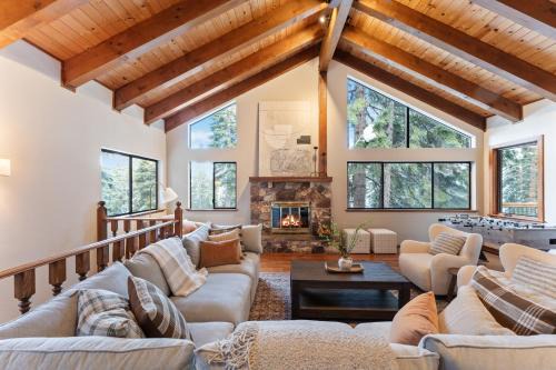 The Pinecrest Retreat