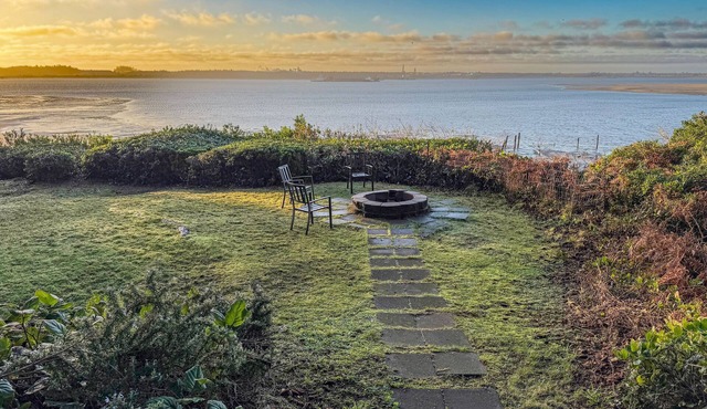 The Seagates Private Coastal Retreat | Coos Bay