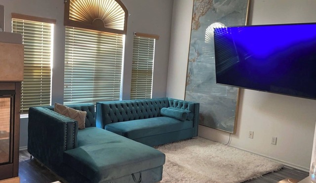 The Tiffany Suite is Quite and pet friendly.