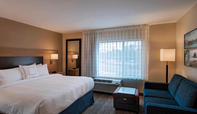 TownePlace Suites by Marriott Tacoma Lakewood