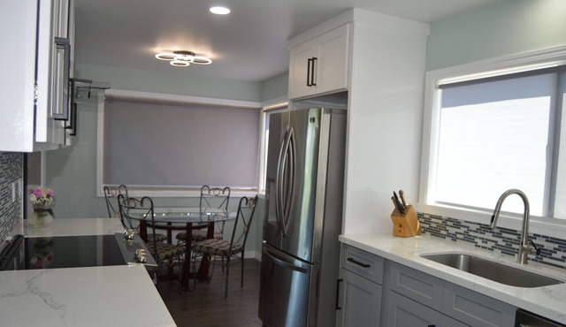 Tranquil and Modern Home 3br a/c