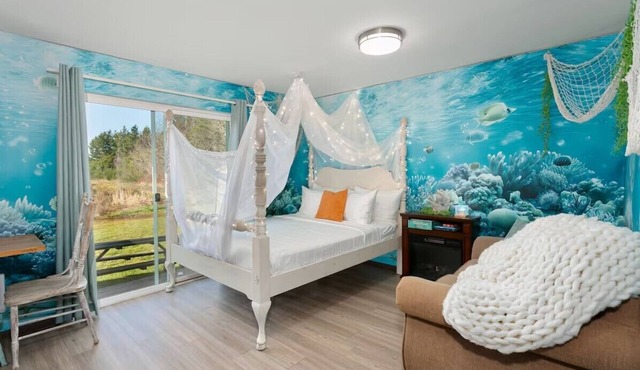 Underwater Mermaid Theme w/Bunk Bed