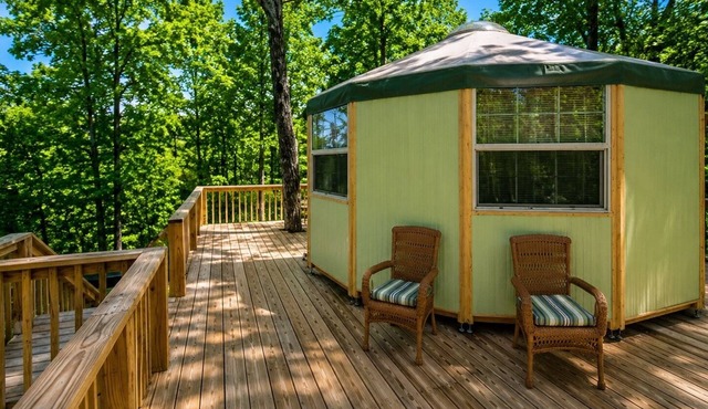 Unique Experience: Modern Walland Yurt w/Mountain Views, Private Hot Tub & WiFi