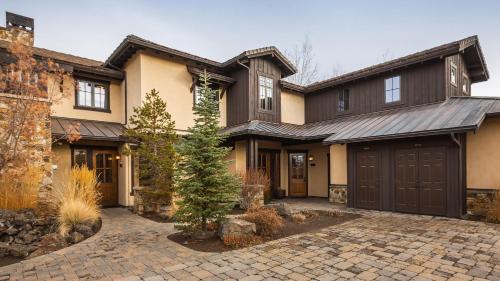 Upscale 4 BR Townhouse @ Juniper Preserve Resort