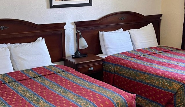 Villa West Motel