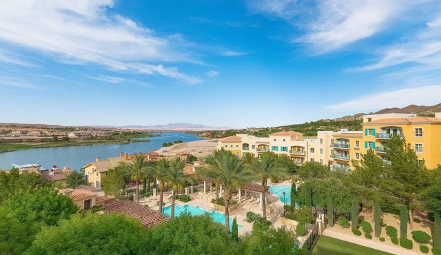 Wake Up to Lake View | 2BR | Remodeled July 2024