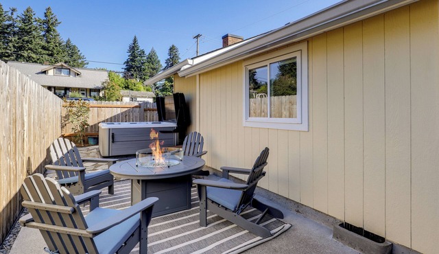 Walk to Dtwn Camas! Updated Home w/Game Room