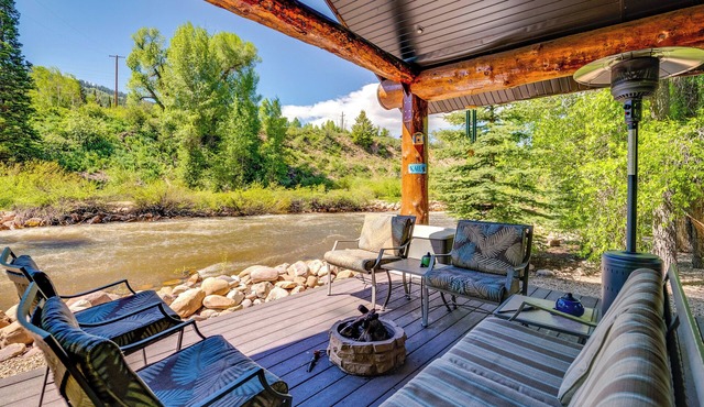 Weber River Cabin in Oakley w/Private Hot Tub!