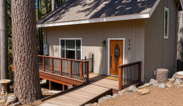 Wonderful 4-bedroom house in peaceful Lake Almanor Peninsula