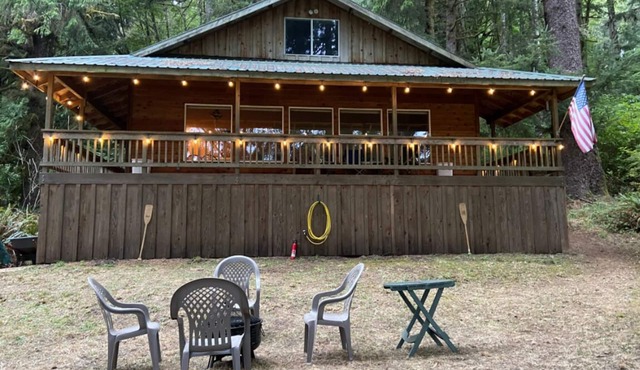 Woody Cabin Retreat - Accessible only by Boat